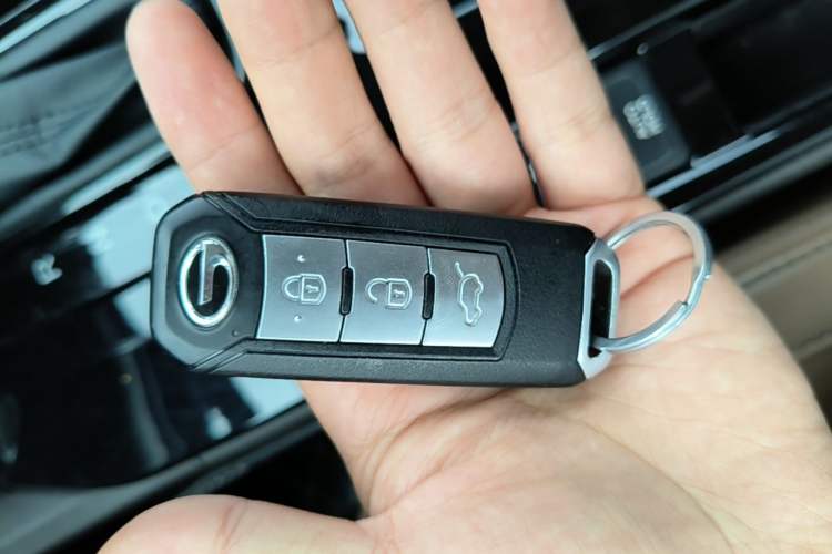Used GAC Trumpchi GS3 2017 200T Automatic Luxury Edition Vehicle Key