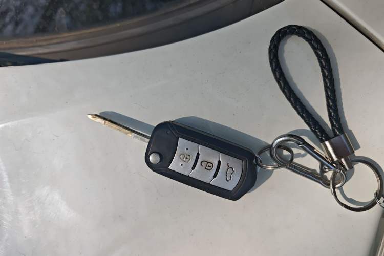 Used GAC Trumpchi GS3 2017 150N Automatic Elite Edition Vehicle Key