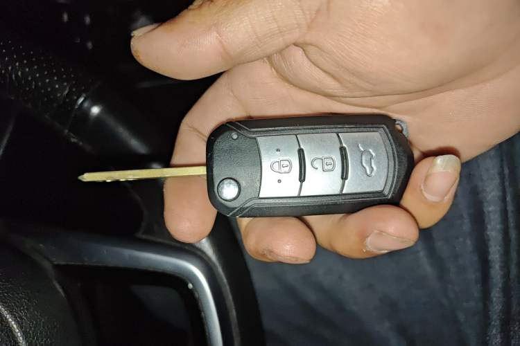 Used GAC Trumpchi GS3 2017 150N Automatic Elite Edition Vehicle Key