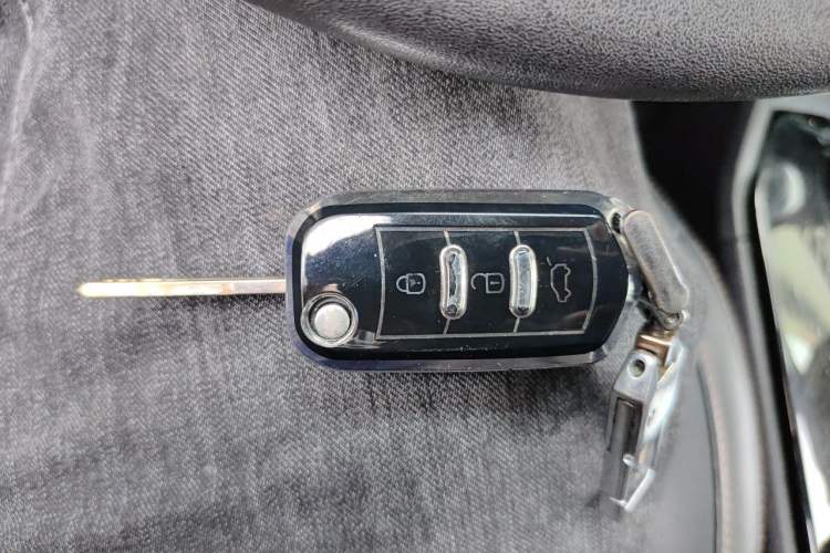 Used GAC Trumpchi GS3 2017 150N Automatic Elite Edition Vehicle Key