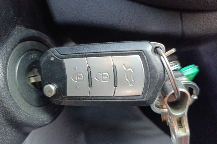 Used GAC Trumpchi GS3 2017 150N Manual Elite Edition Vehicle Key