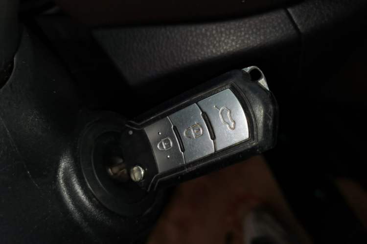 Used GAC Trumpchi GS3 2017 150N Manual Elite Edition Vehicle Key