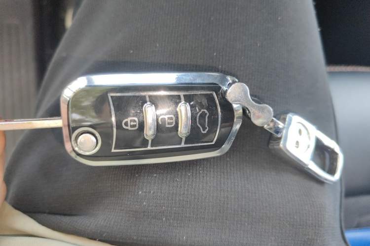 Used GAC Trumpchi GS3 2017 150N Manual Elite Edition Vehicle Key