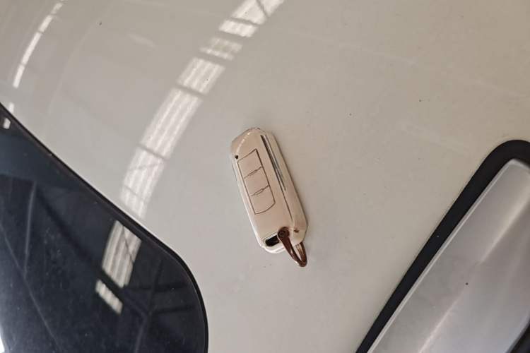 Used GAC Trumpchi GS3 2017 200T Automatic Luxury Edition Vehicle Key