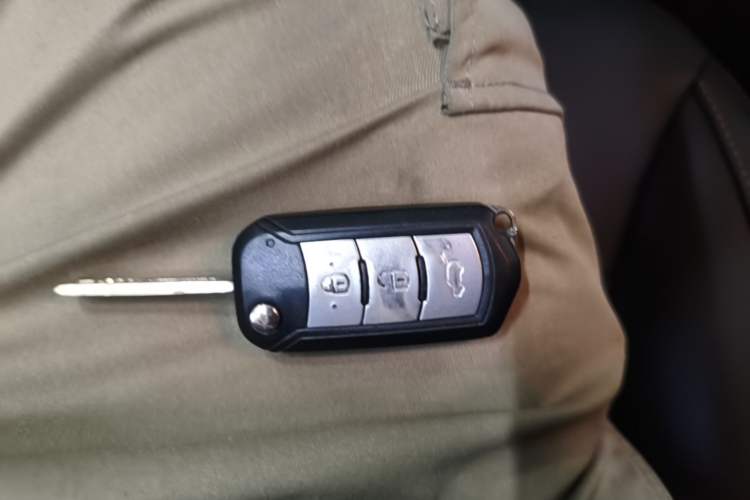 Used GAC Trumpchi GS3 2017 150N Automatic Elite Edition Vehicle Key