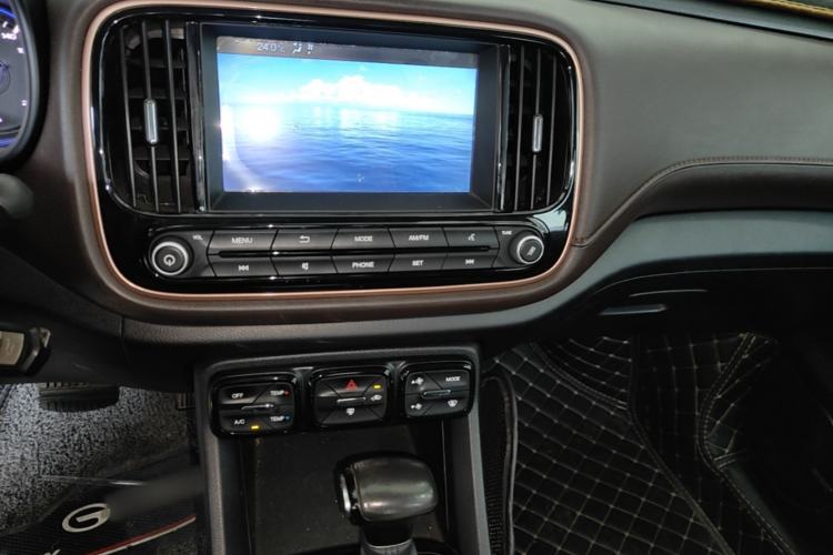Used GAC Trumpchi GS3 2017 150N Automatic Elite Edition Center Console