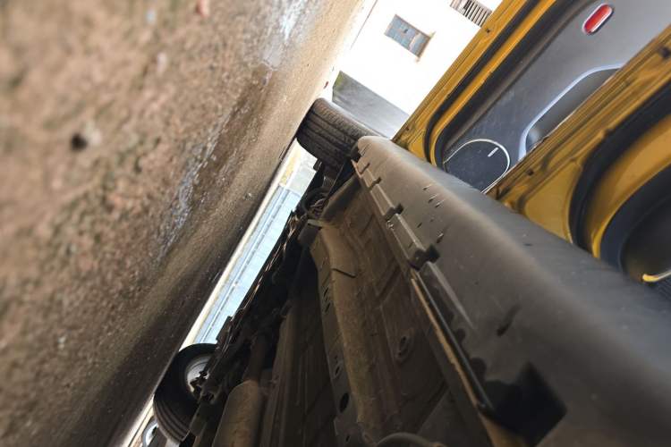 Used GAC Trumpchi GS3 2017 200T Automatic Elite Edition Chassis Rear Left