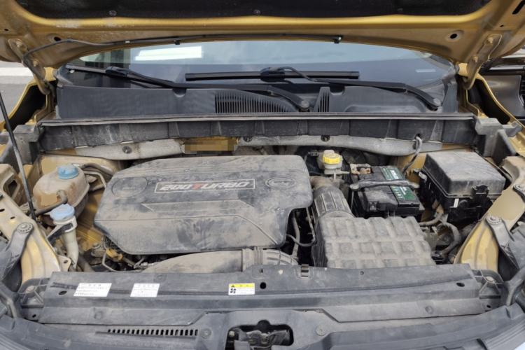 Used GAC Trumpchi GS3 2017 200T Automatic Elite Edition Engine Bay