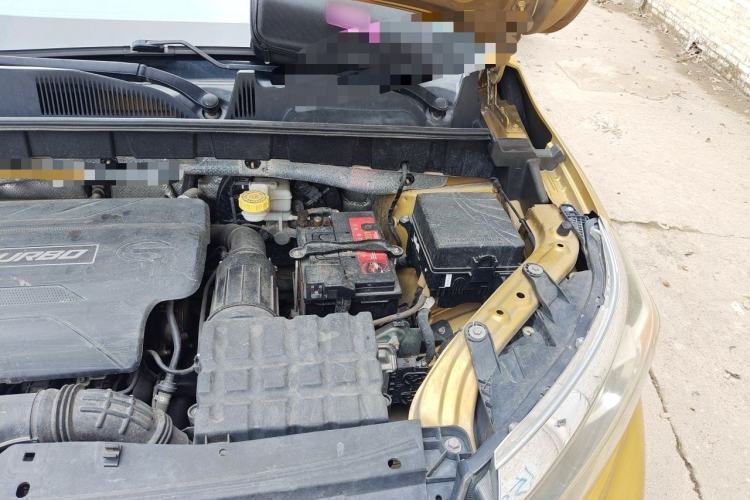Used GAC Trumpchi GS3 2017 200T Automatic Elite Edition Engine Bay Left