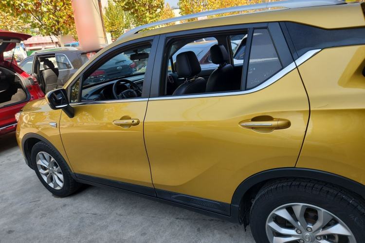 Used GAC Trumpchi GS3 2017 150N Manual Elite Edition Exterior 3