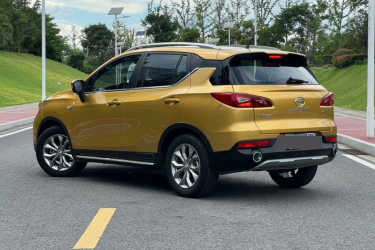 Used GAC Trumpchi GS3 2017 150N Automatic Elite Edition Exterior 3