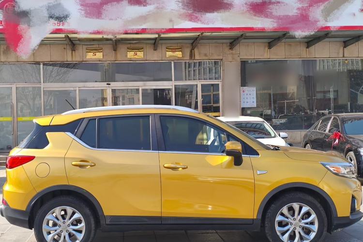 Used GAC Trumpchi GS3 2017 150N Manual Elite Edition Exterior 3