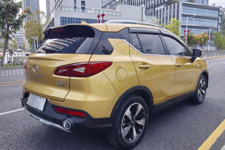 Used GAC Trumpchi GS3 2017 200T Automatic Luxury Edition Exterior 4
