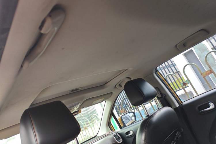 Used GAC Trumpchi GS3 2017 200T Automatic Luxury Edition Headliner