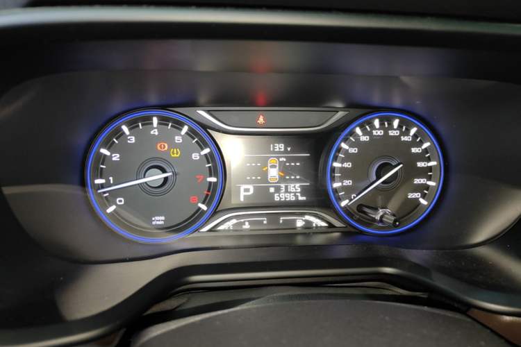 Used GAC Trumpchi GS3 2017 150N Automatic Elite Edition Instrument Cluster