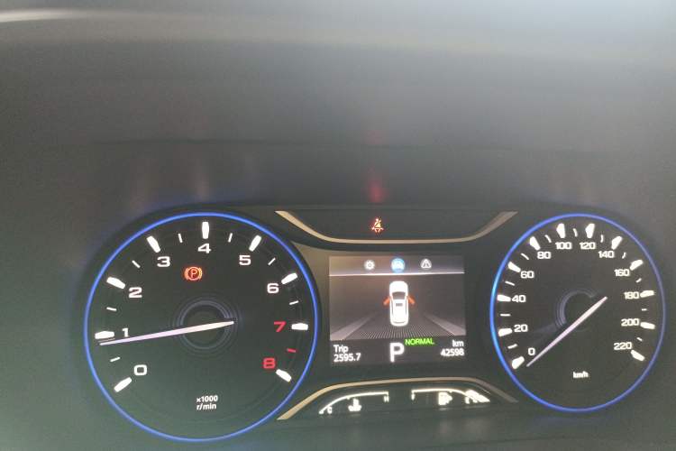 Used GAC Trumpchi GS3 2017 200T Automatic Luxury Edition Instrument Cluster