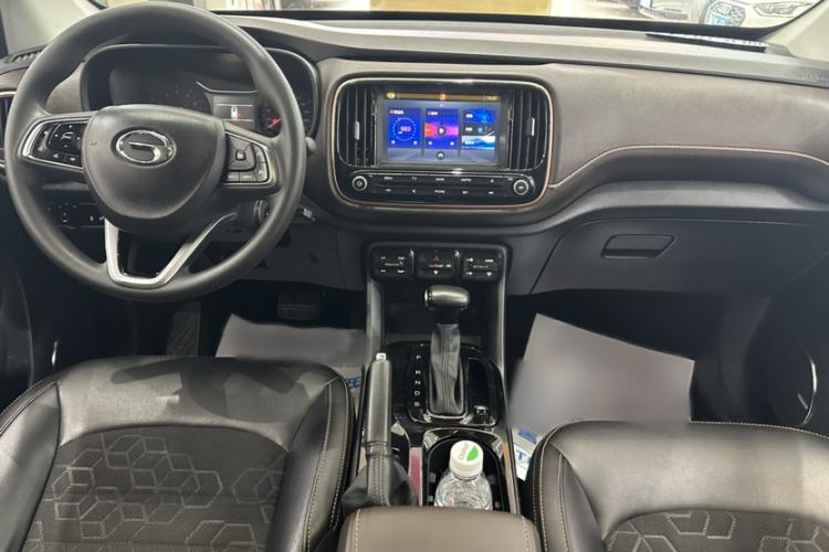 Used GAC Trumpchi GS3 2017 150N Automatic Elite Edition Interior 1