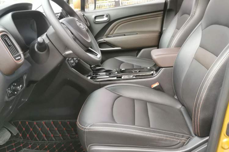 Used GAC Trumpchi GS3 2017 200T Automatic Luxury Edition Interior 1