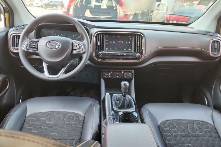 Used GAC Trumpchi GS3 2017 150N Manual Elite Edition Interior 2