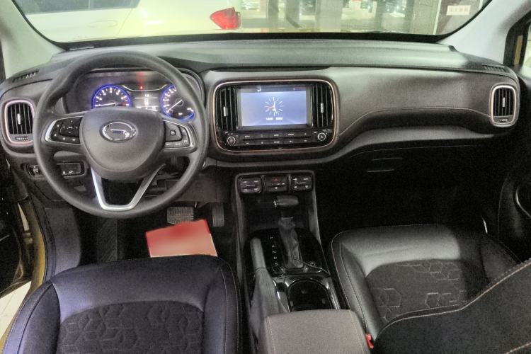 Used GAC Trumpchi GS3 2017 200T Automatic Elite Edition Interior 2