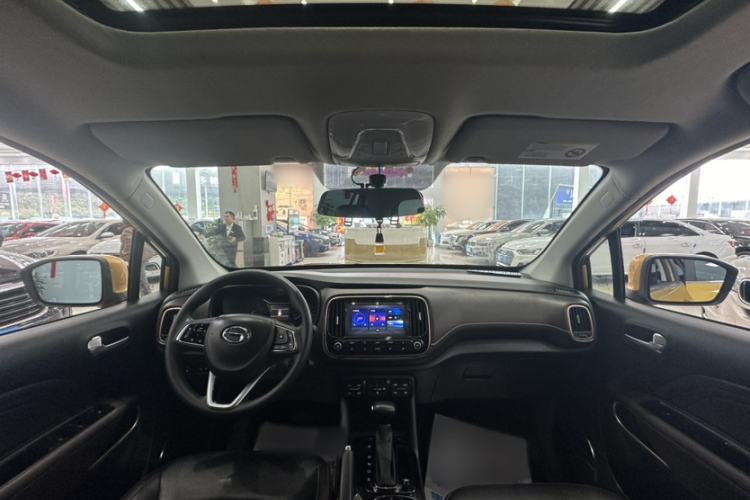Used GAC Trumpchi GS3 2017 150N Automatic Elite Edition Interior 2