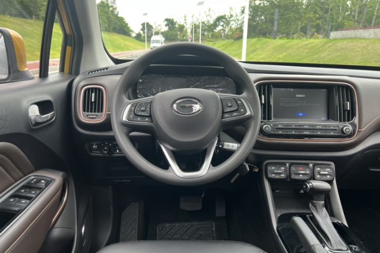 Used GAC Trumpchi GS3 2017 150N Automatic Elite Edition Interior 2