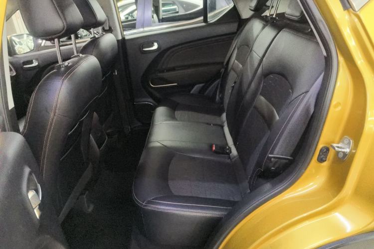 Used GAC Trumpchi GS3 2017 200T Automatic Elite Edition Interior 4