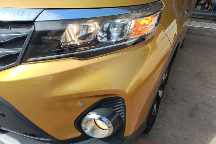 Used GAC Trumpchi GS3 2017 200T Automatic Luxury Edition Left Front Headlight