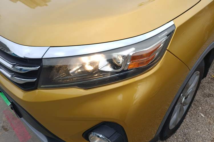 Used GAC Trumpchi GS3 2017 150N Automatic Elite Edition Left Front Headlight