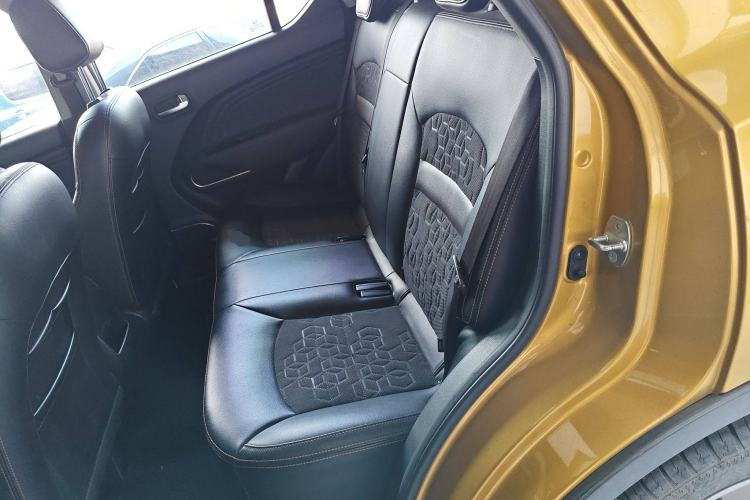 Used GAC Trumpchi GS3 2017 150N Automatic Elite Edition Left Rear Seat