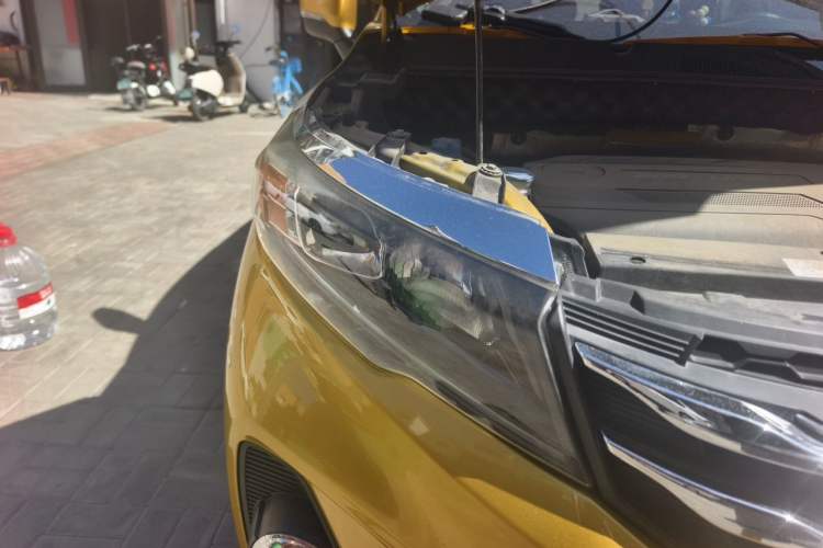 Used GAC Trumpchi GS3 2017 200T Automatic Luxury Edition Right Front Headlight