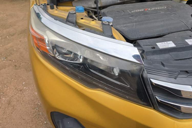 Used GAC Trumpchi GS3 2017 200T Automatic Elite Edition Right Front Headlight