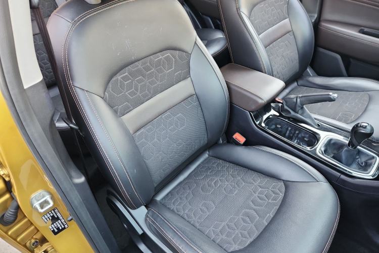 Used GAC Trumpchi GS3 2017 150N Manual Elite Edition Right Front Seat