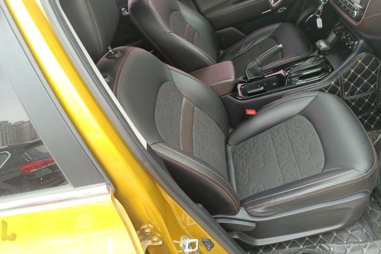 Used GAC Trumpchi GS3 2017 150N Automatic Elite Edition Right Front Seat