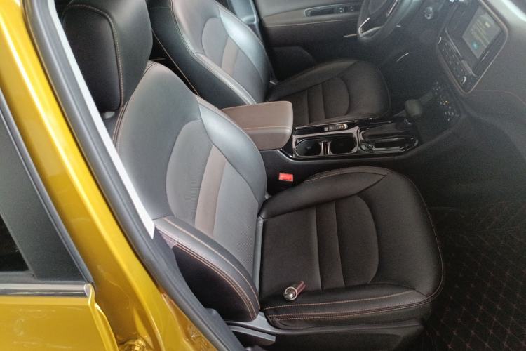 Used GAC Trumpchi GS3 2017 200T Automatic Luxury Edition Right Front Seat