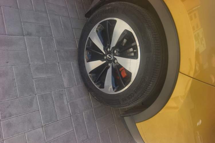 Used GAC Trumpchi GS3 2017 200T Automatic Luxury Edition Right Front Wheel Hub