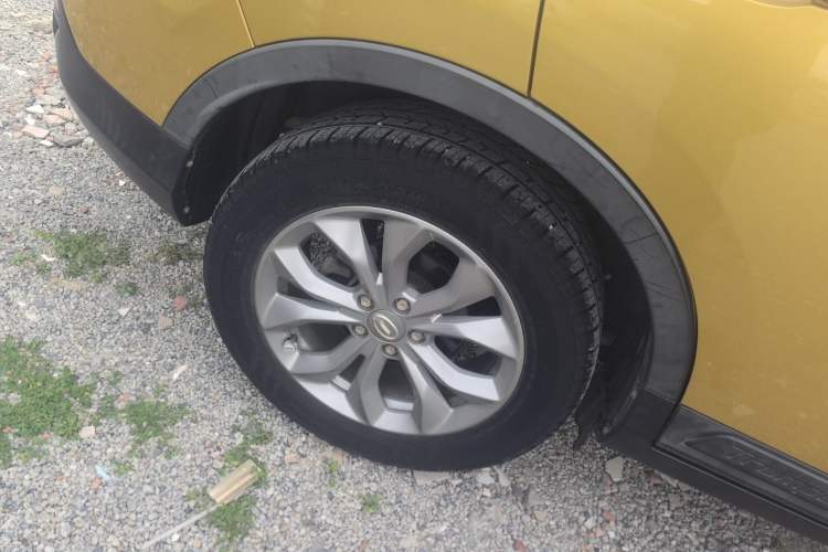 Used GAC Trumpchi GS3 2017 150N Automatic Elite Edition Right Rear Wheel Hub