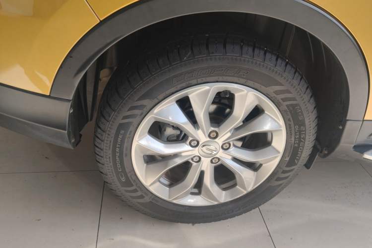 Used GAC Trumpchi GS3 2017 150N Automatic Elite Edition Right Rear Wheel Hub