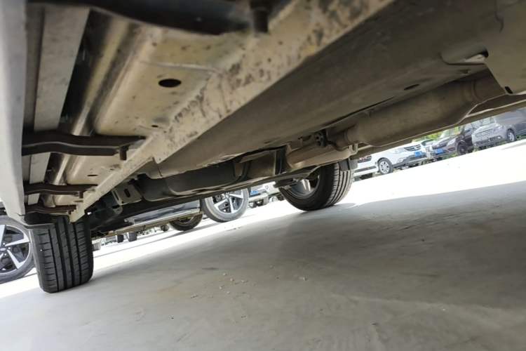 Used GAC Trumpchi GS3 2017 200T Automatic Luxury Edition Right Side Sill