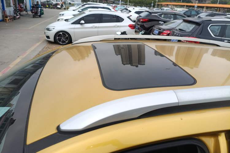 Used GAC Trumpchi GS3 2017 150N Automatic Elite Edition Roof