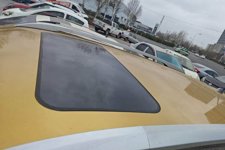 Used GAC Trumpchi GS3 2017 150N Manual Elite Edition Roof
