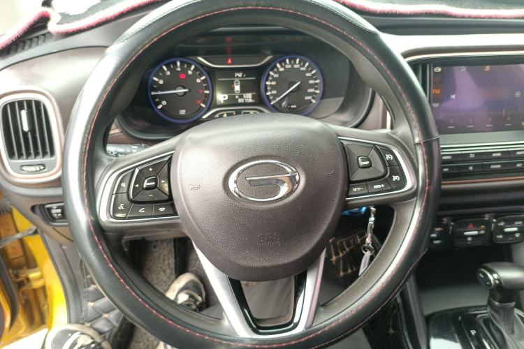 Used GAC Trumpchi GS3 2017 150N Automatic Elite Edition Steering Wheel