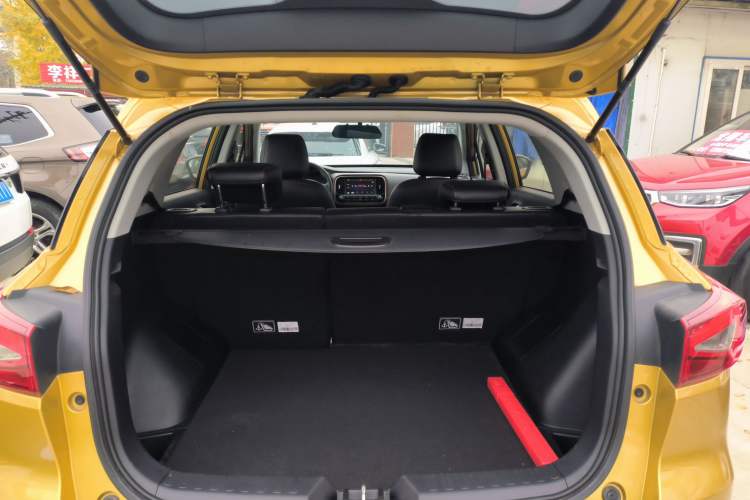 Used GAC Trumpchi GS3 2017 150N Automatic Elite Edition Trunk