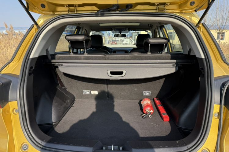 Used GAC Trumpchi GS3 2017 150N Automatic Elite Edition Trunk