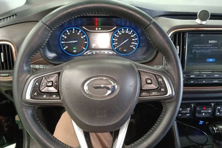 Used GAC Trumpchi GS3 2019 235T Automatic Elite Edition Steering Wheel