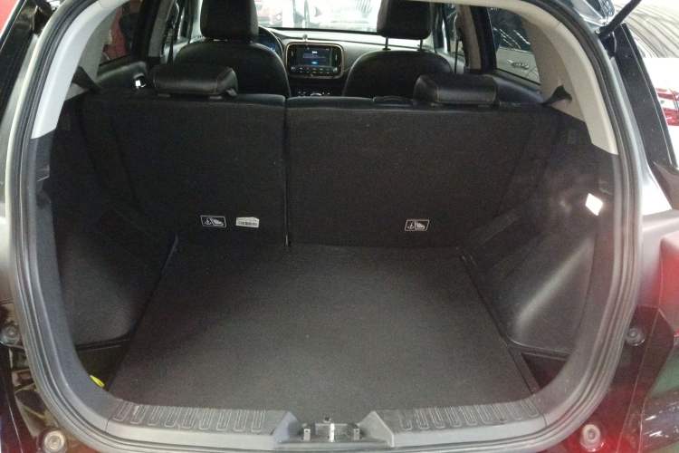 Used GAC Trumpchi GS3 2019 235T Automatic Elite Edition Trunk