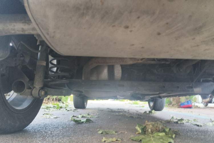 Used GAC Trumpchi GS3 2019 235T Automatic Elite Edition Chassis Rear Left