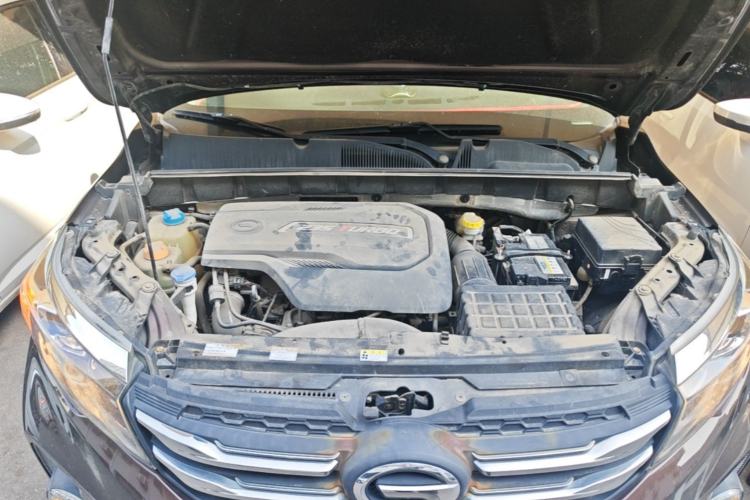 Used GAC Trumpchi GS3 2019 235T Automatic Elite Edition Engine Bay