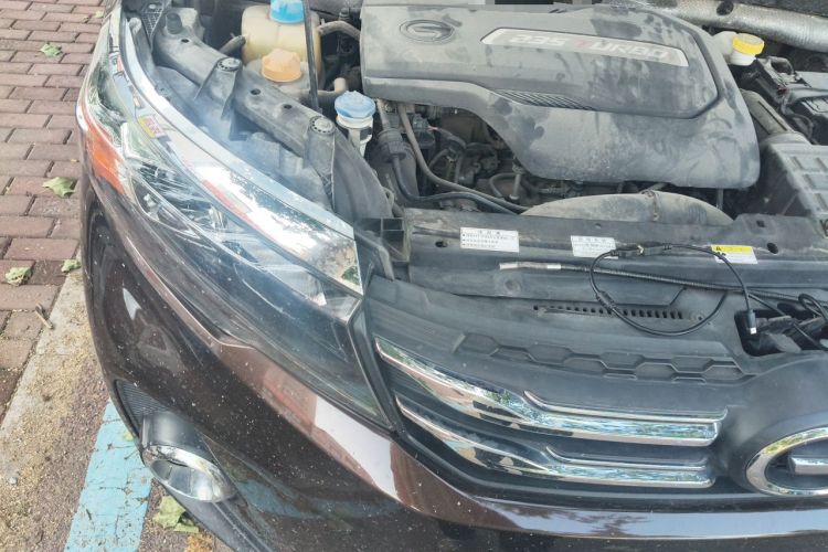 Used GAC Trumpchi GS3 2019 235T Automatic Elite Edition Engine Bay Right