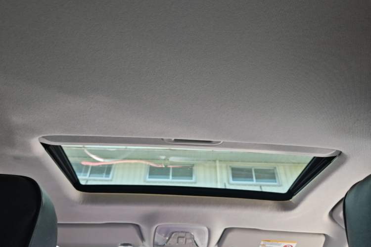 Used GAC Trumpchi GS3 2019 235T Automatic Elite Edition Headliner